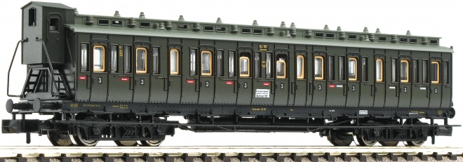Compartment coach 3rd class type C4 pr04<br /><a href='images/pictures/Fleischmann/Fleischmann-804305.jpg' target='_blank'>Full size image</a>